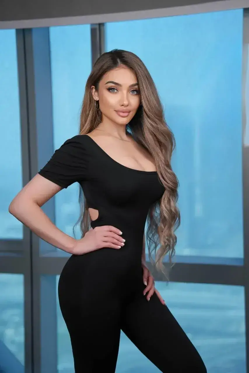 Luxury Thai Therapist 08
